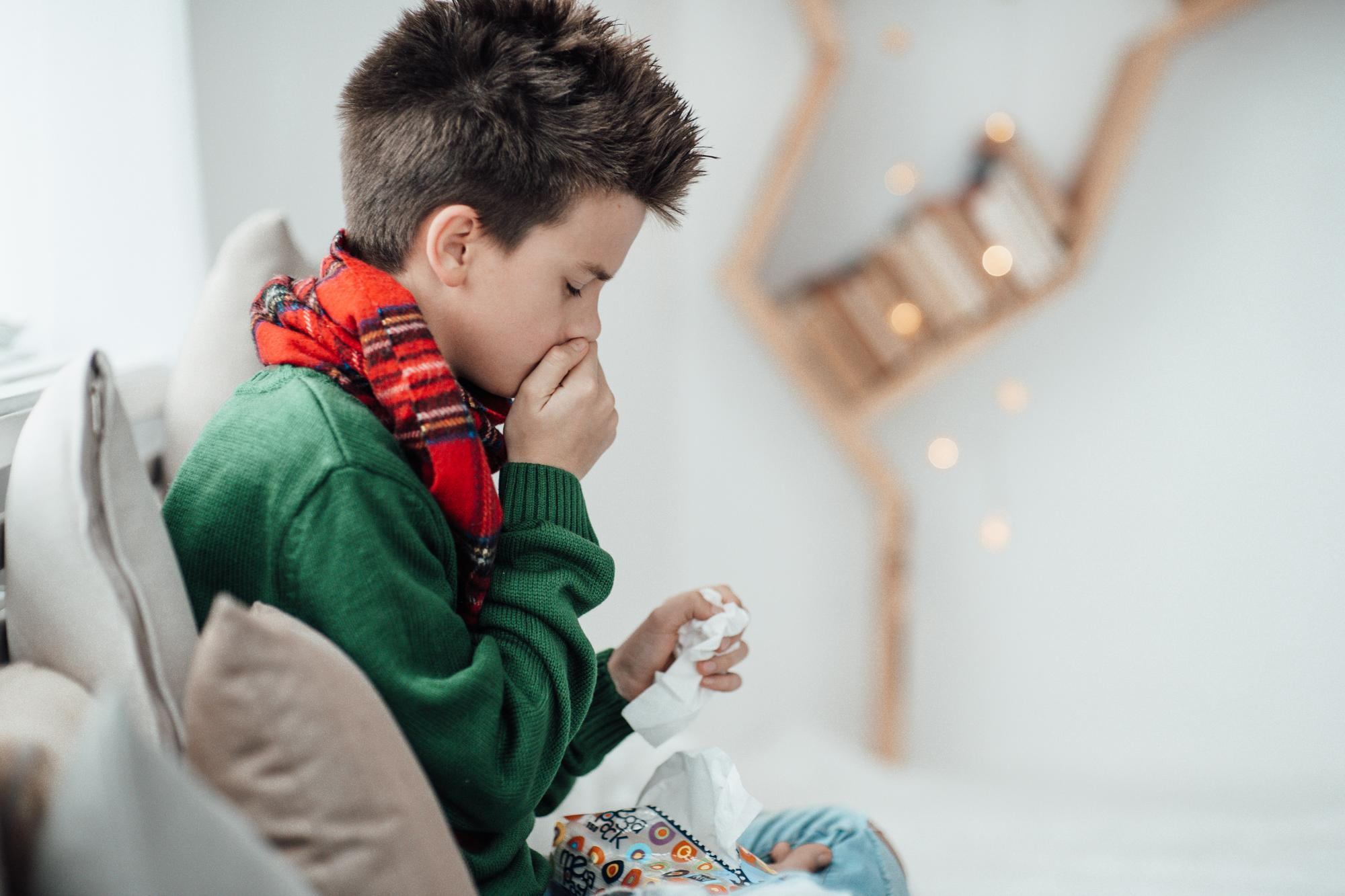 BaWiG Kids - hustender Junge
